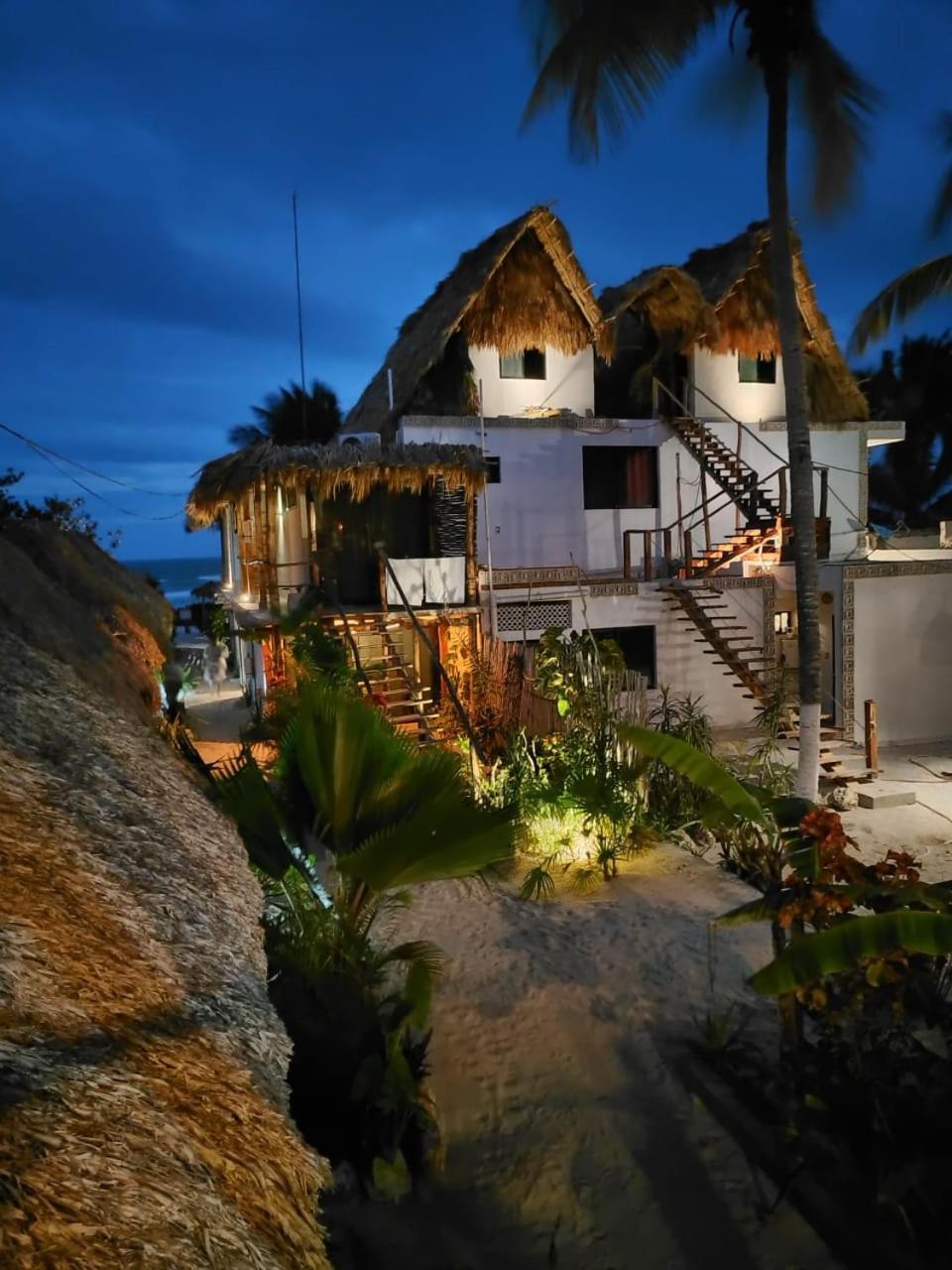 Casa Mate Beachfront Houses 埃尔库约 外观 照片